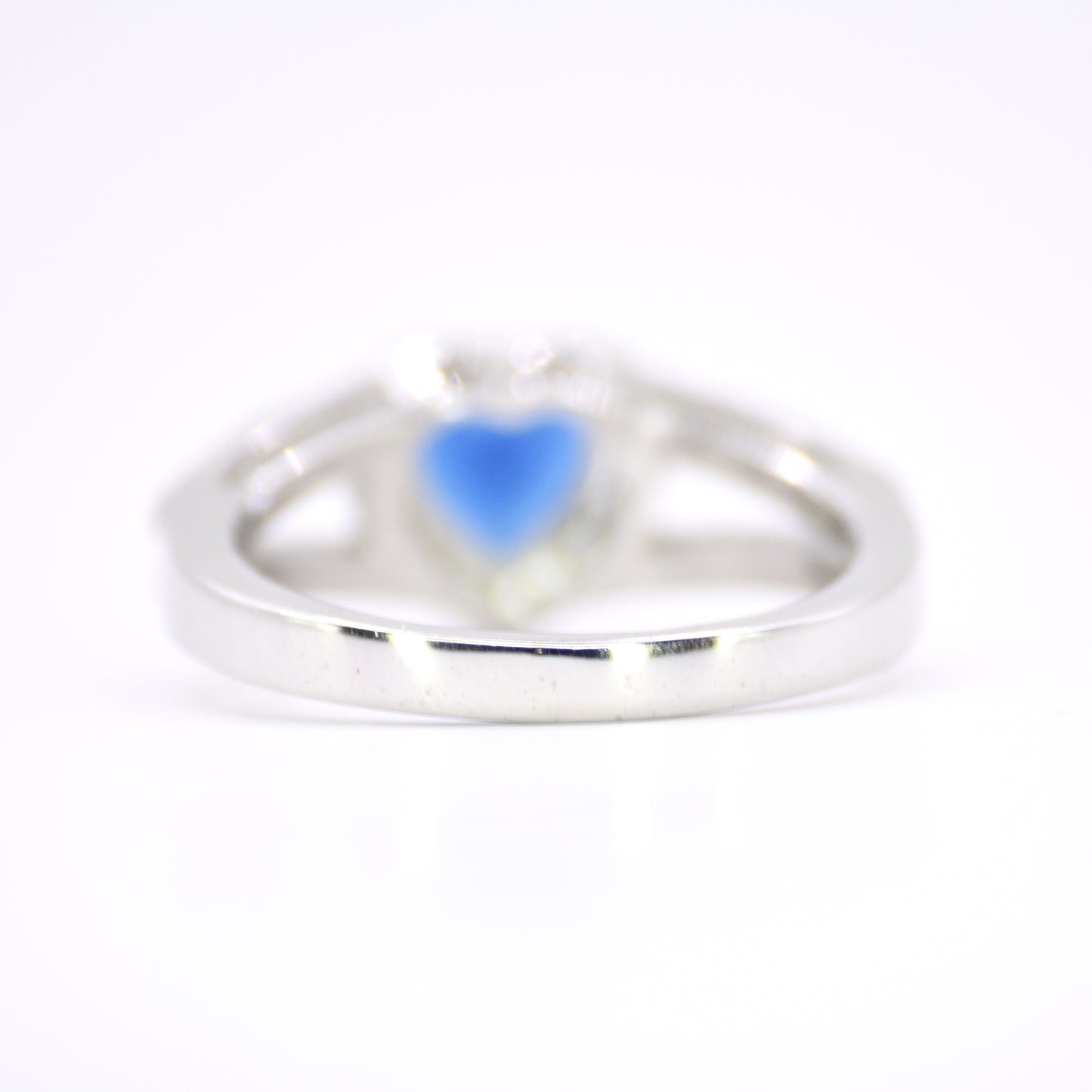 0.84 cts Natural Diamond - 2 cts Blue Quartz