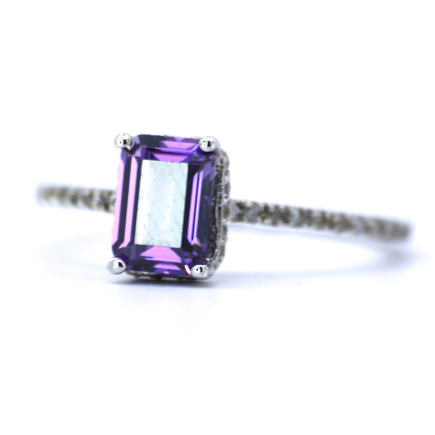 0.90 cts Natural Diamond - Baguette Amethyst 2cts. - Platinium
