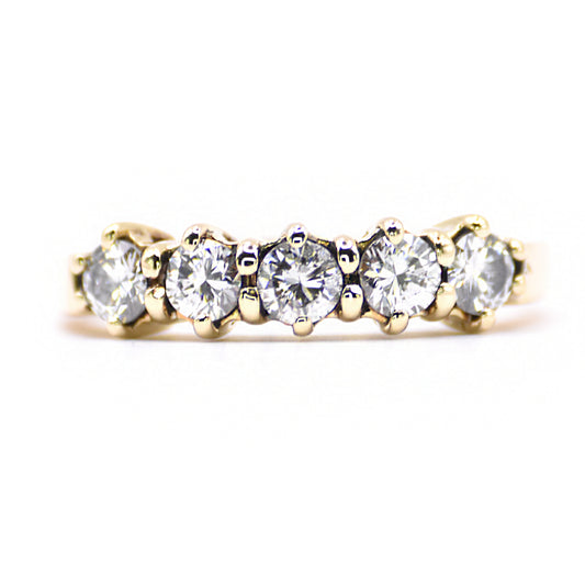 0.72 cts VS Clarity E Color Natural Diamond 18kt Yellow Gold IGI CERTIFIED